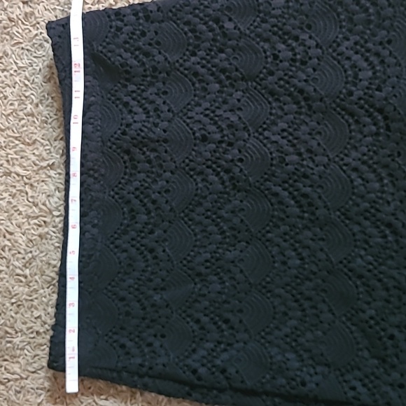 Love 21 Black Crochet Skirt Size Small - Picture 4 of 8